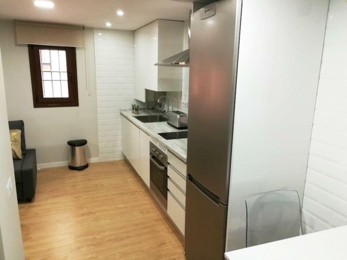 Apartamento Ilarcuris Con Patio Privado Toledo Ngoại thất bức ảnh